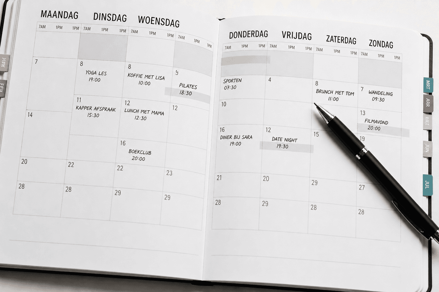 Flexible expat storage from 1 month, cancel anytime